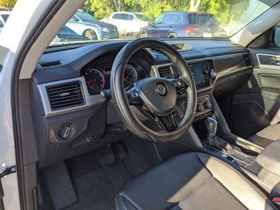 2019 Volkswagen Atlas 2.0T SE w/Technology w/Technology