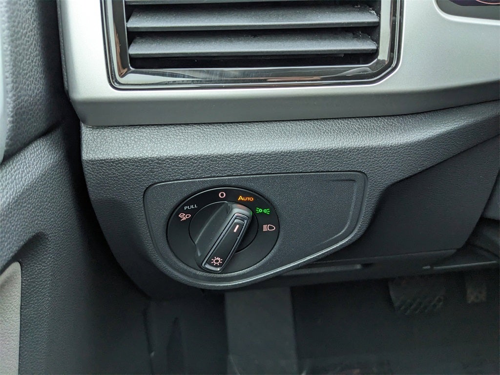 2023 Volkswagen Atlas 2.0T SE w/Technology