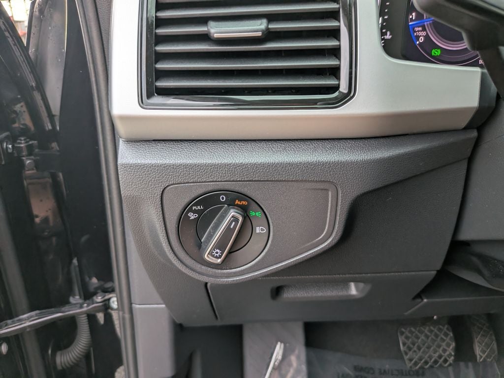 2023 Volkswagen Atlas 2.0T SE w/Technology
