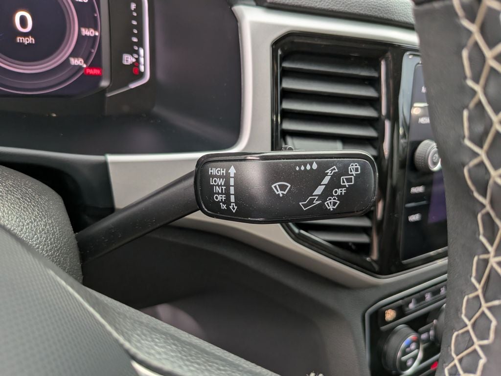 2023 Volkswagen Atlas 2.0T SE w/Technology