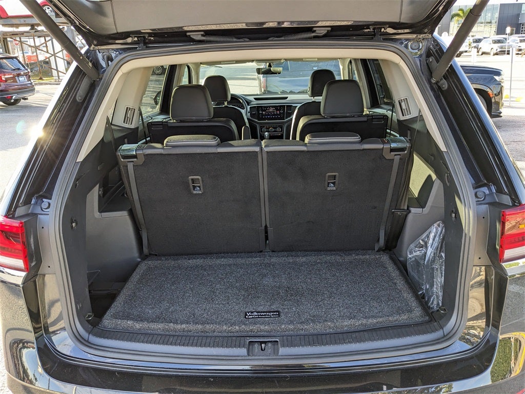 2023 Volkswagen Atlas 2.0T SE w/Technology