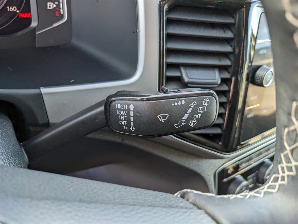 2023 Volkswagen Atlas 2.0T SE w/Technology