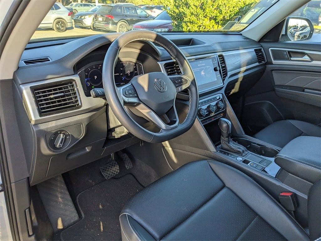 2023 Volkswagen Atlas 2.0T SE w/Technology