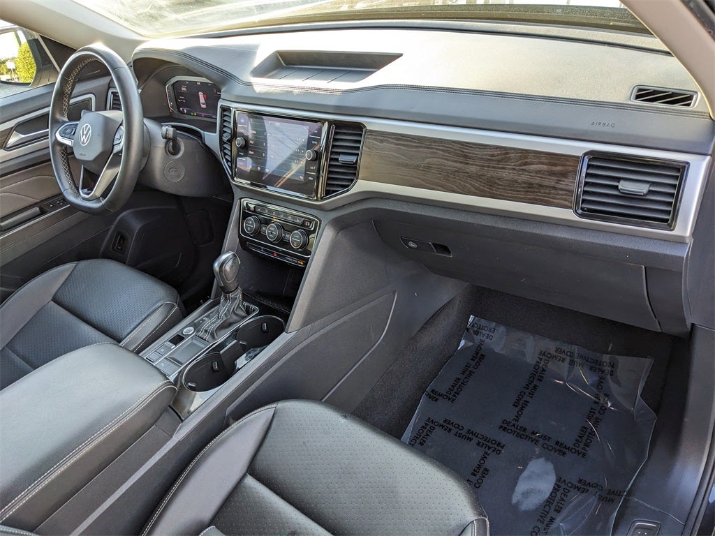 2022 Volkswagen Atlas 2.0T SE w/Technology