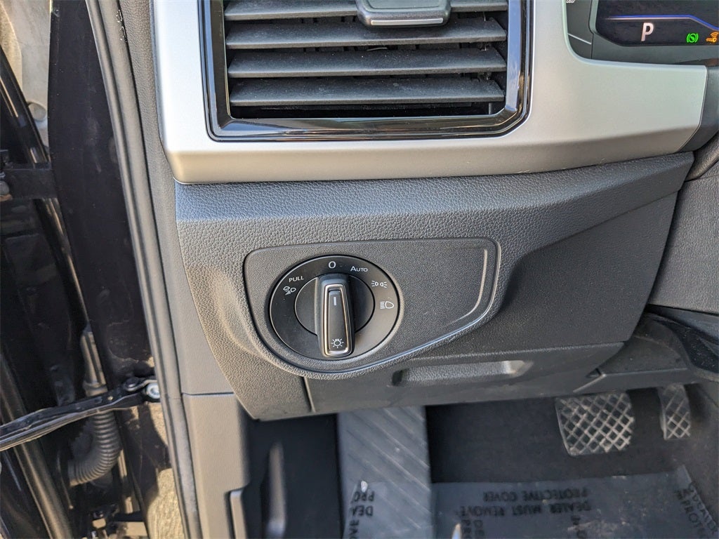 2022 Volkswagen Atlas 2.0T SE w/Technology