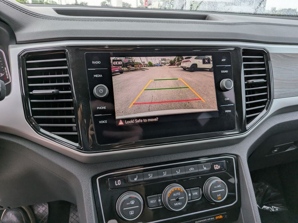 2023 Volkswagen Atlas 2.0T SE w/Technology