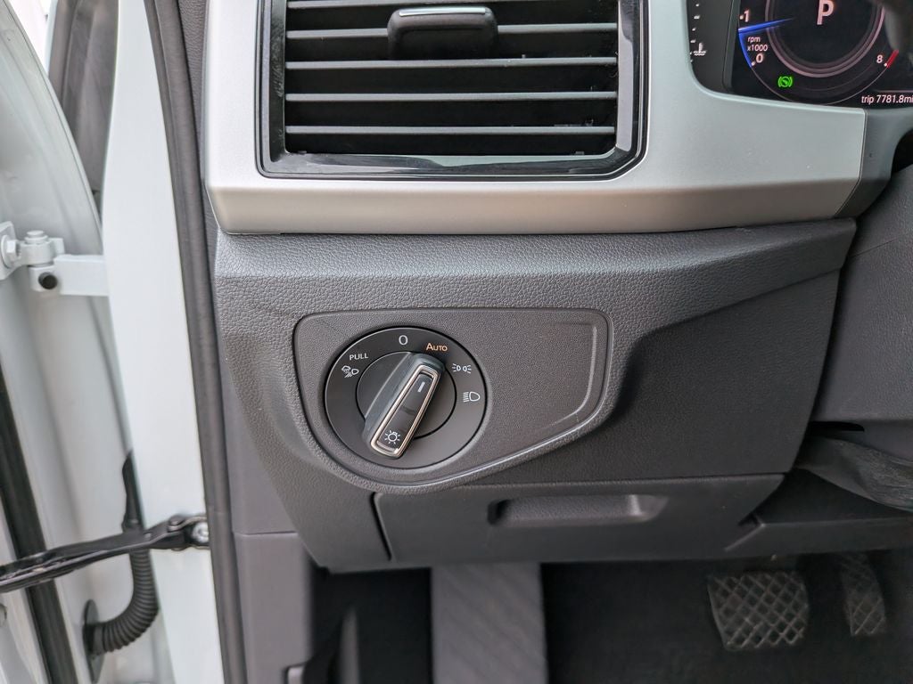 2023 Volkswagen Atlas 2.0T SE w/Technology