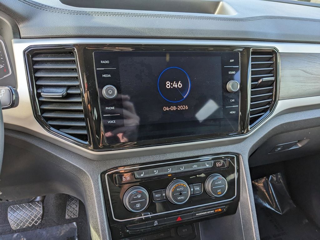 2023 Volkswagen Atlas 3.6L V6 SE w/Technology