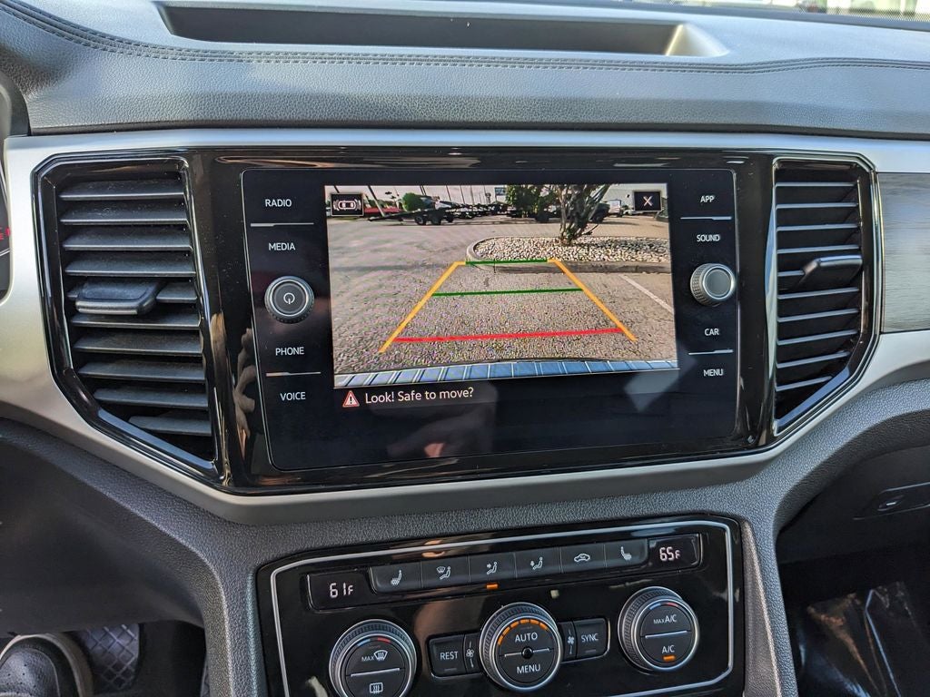 2023 Volkswagen Atlas 3.6L V6 SE w/Technology