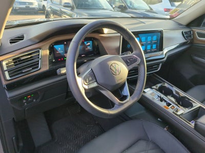 2024 Volkswagen Atlas 2.0T SE w/Technology