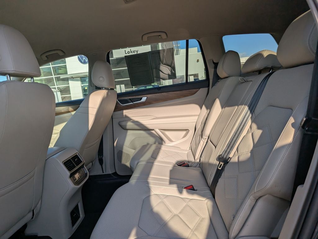 2024 Volkswagen Atlas 2.0T SE w/Technology