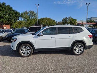 2022 Volkswagen Atlas 3.6L V6 SE w/Technology