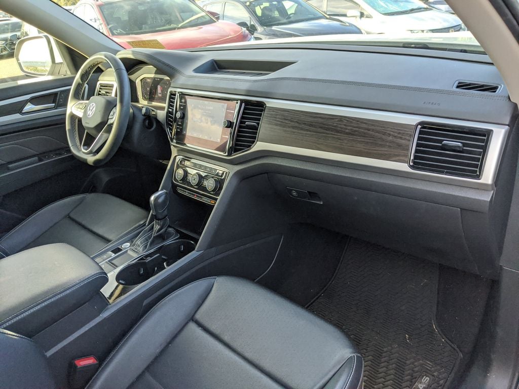 2022 Volkswagen Atlas 3.6L V6 SE w/Technology