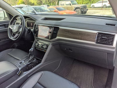 2022 Volkswagen Atlas 3.6L V6 SE w/Technology