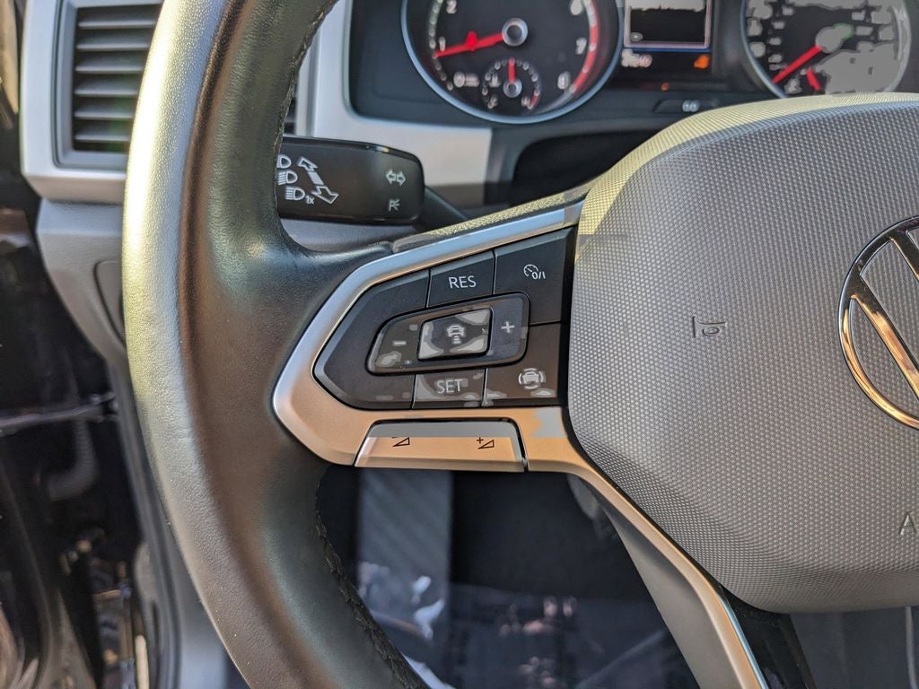 2020 Volkswagen Atlas Cross Sport 2.0T SE w/Technology