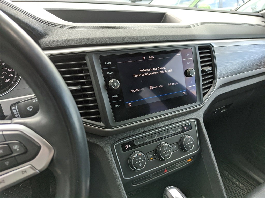 2020 Volkswagen Atlas Cross Sport 2.0T SE w/Technology