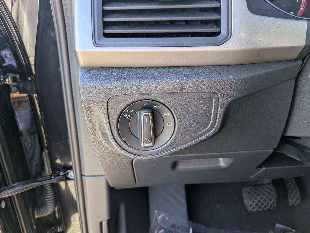 2020 Volkswagen Atlas Cross Sport 3.6L V6 SE w/Technology