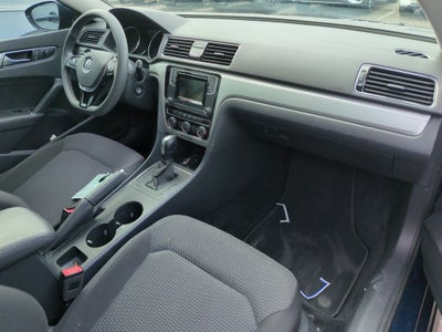 2018 Volkswagen Passat 2.0T S