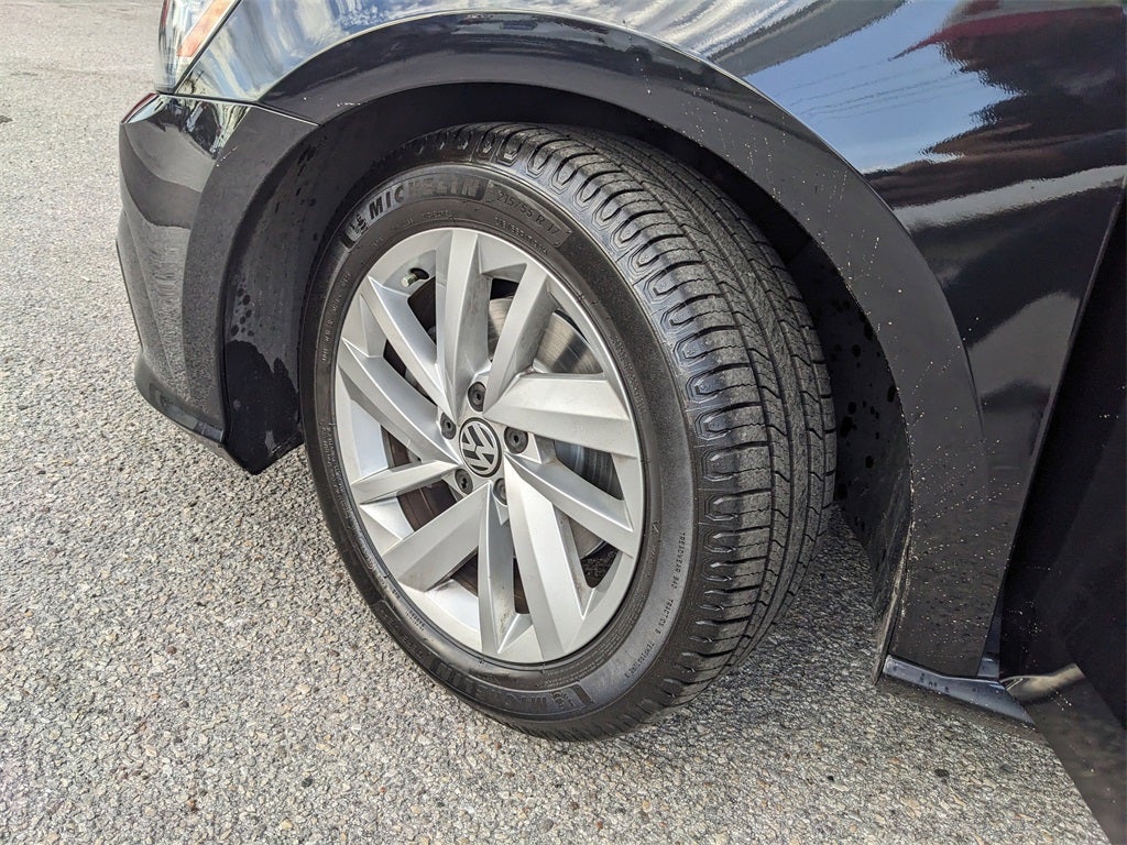 2018 Volkswagen Passat 2.0T SE w/Technology w/Technology