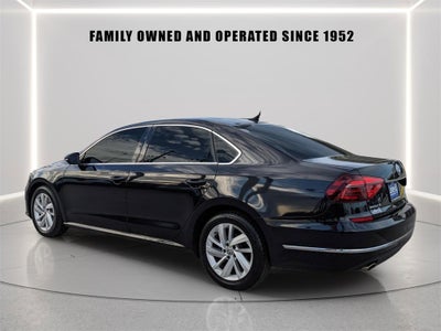2018 Volkswagen Passat 2.0T SE w/Technology w/Technology