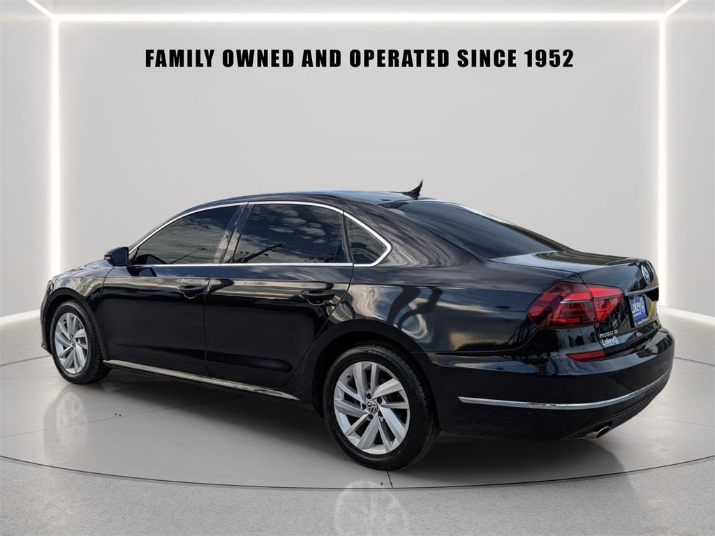 2018 Volkswagen Passat 2.0T SE w/Technology w/Technology