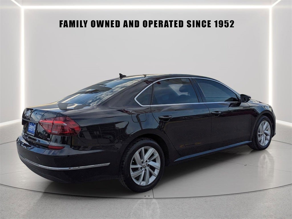 2018 Volkswagen Passat 2.0T SE w/Technology w/Technology