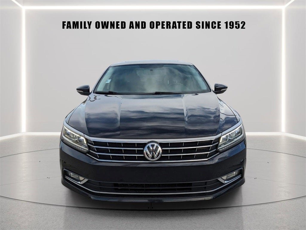 2018 Volkswagen Passat 2.0T SE w/Technology w/Technology