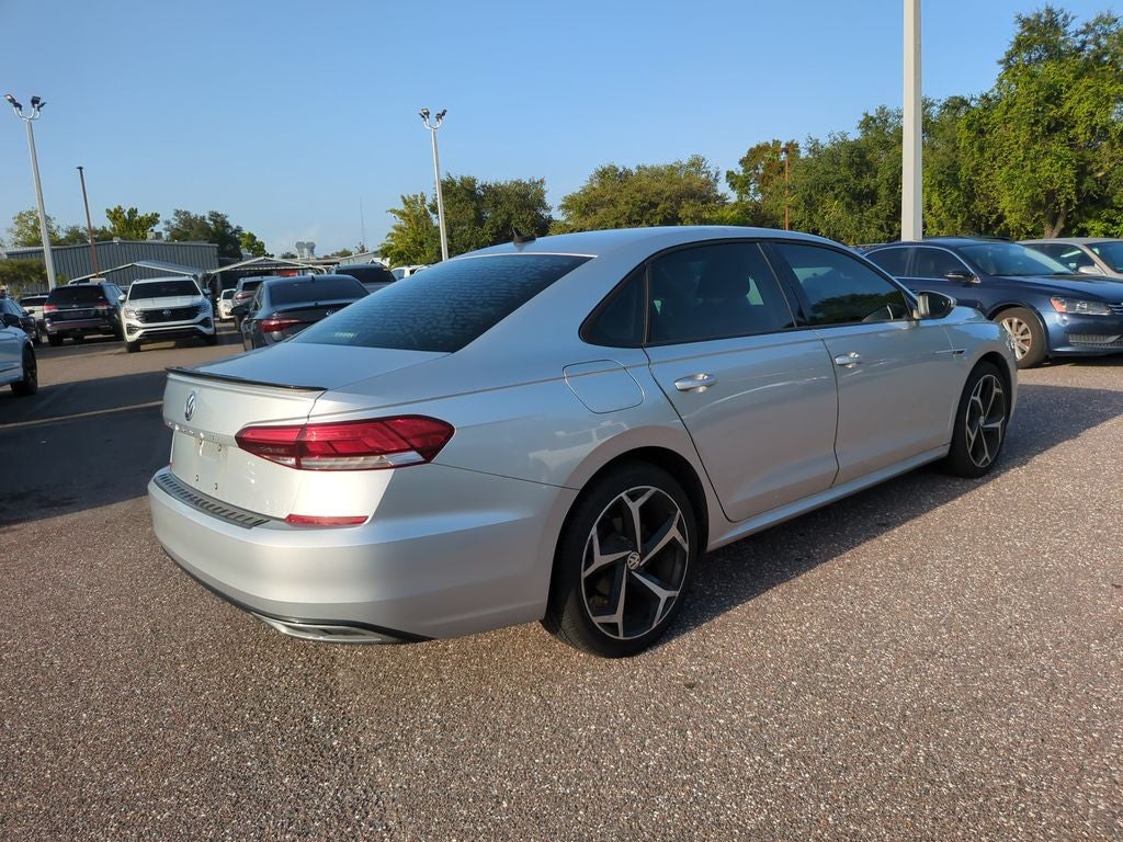 2020 Volkswagen Passat 2.0T R-Line