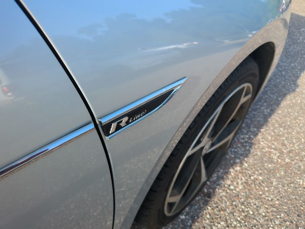 2020 Volkswagen Passat 2.0T R-Line
