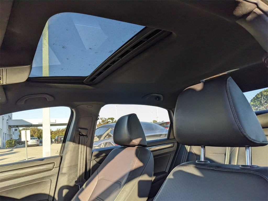 2021 Volkswagen Passat 2.0T R-Line