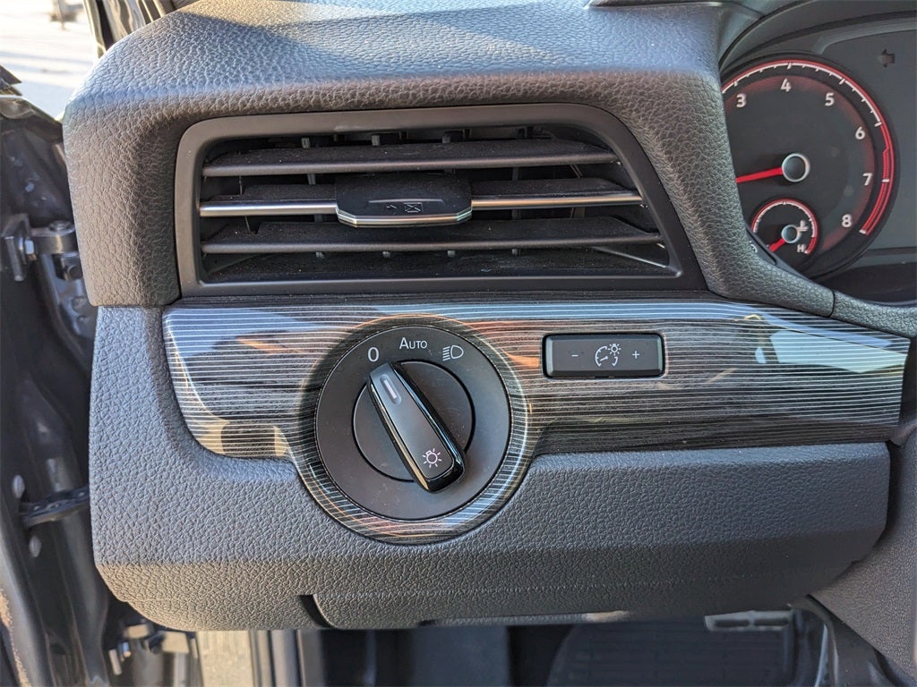 2021 Volkswagen Passat 2.0T R-Line