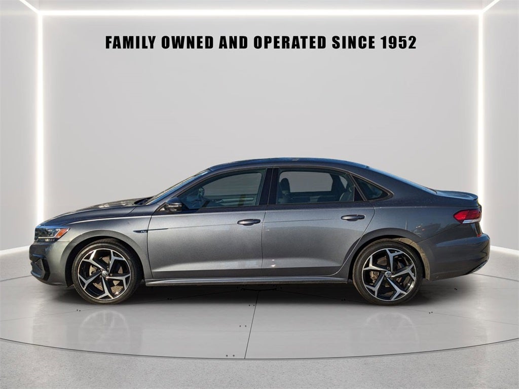 2021 Volkswagen Passat 2.0T R-Line