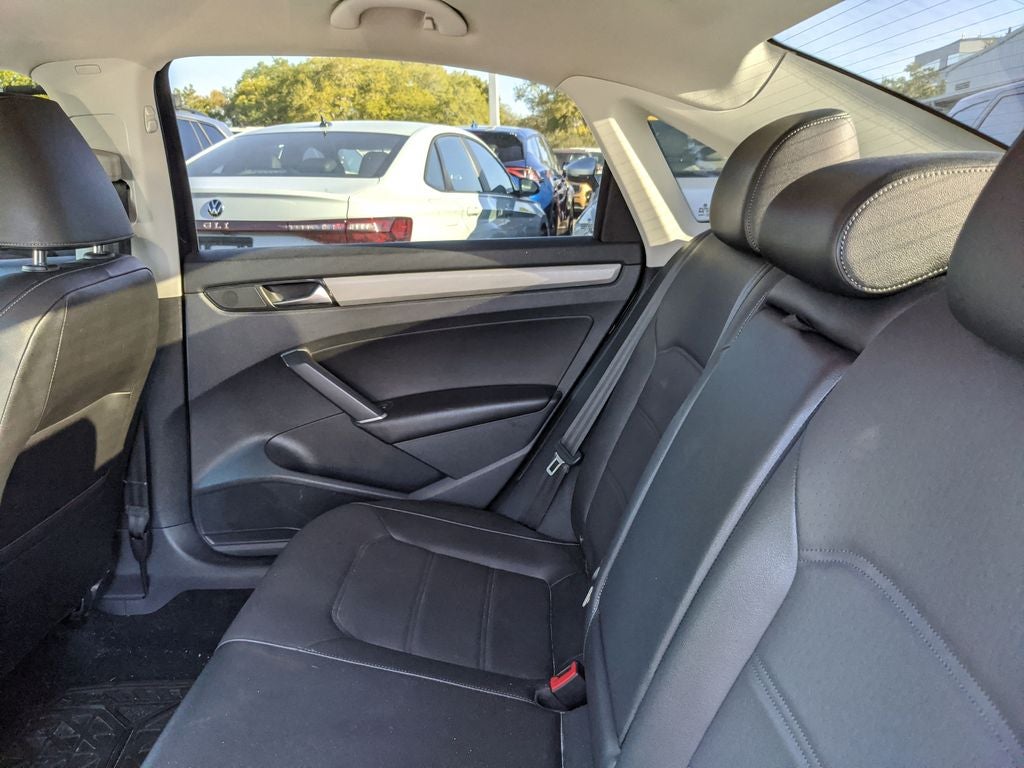 2022 Volkswagen Passat 2.0T SE