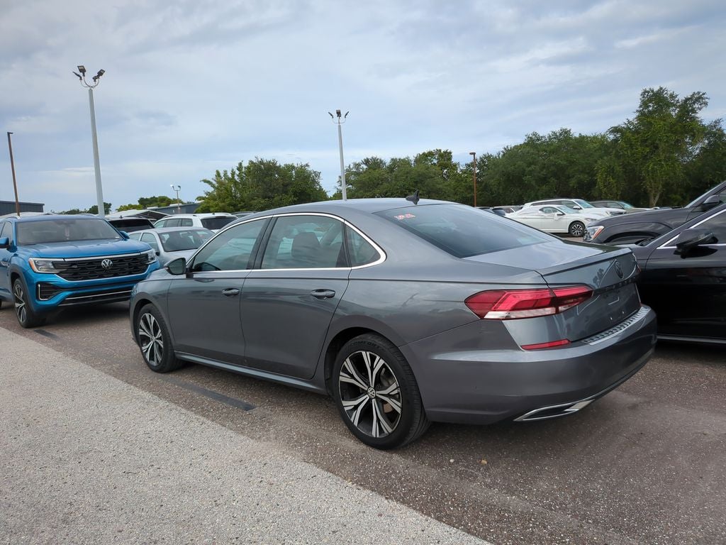 2021 Volkswagen Passat 2.0T SE