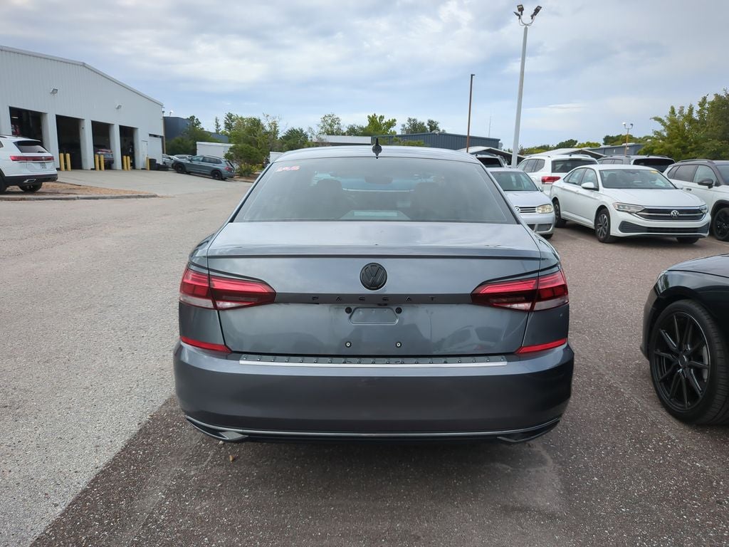2021 Volkswagen Passat 2.0T SE