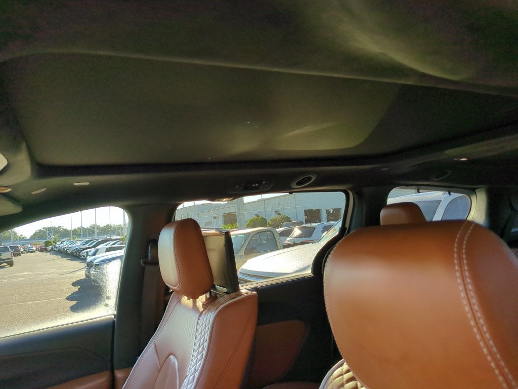 2024 Chrysler Pacifica Hybrid Pinnacle