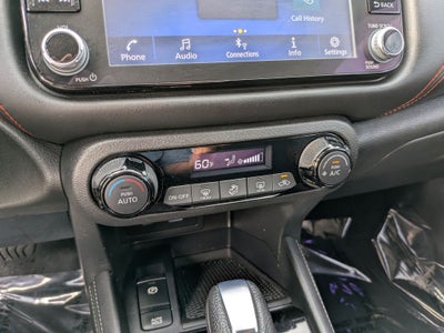 2021 Nissan Kicks SR
