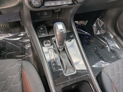2021 Nissan Kicks SR