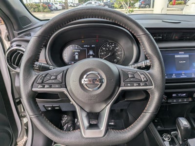 2021 Nissan Kicks SR