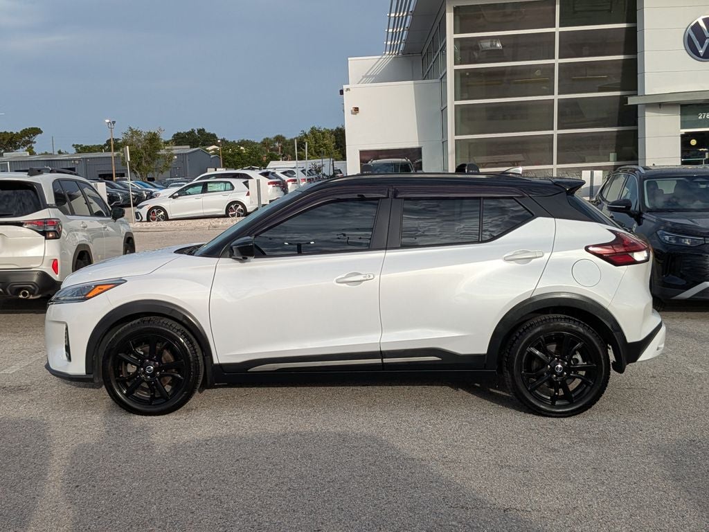 2021 Nissan Kicks SR