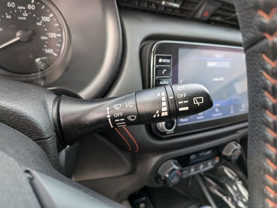 2021 Nissan Kicks SR