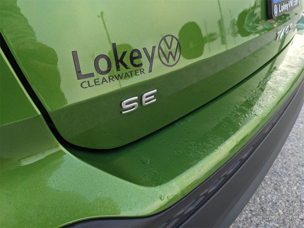 2025 Volkswagen Taos 1.5T SE Black