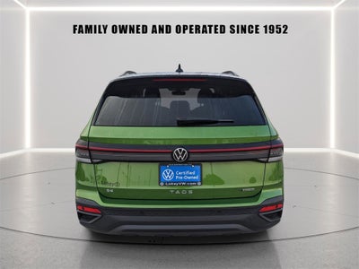 2025 Volkswagen Taos 1.5T SE Black