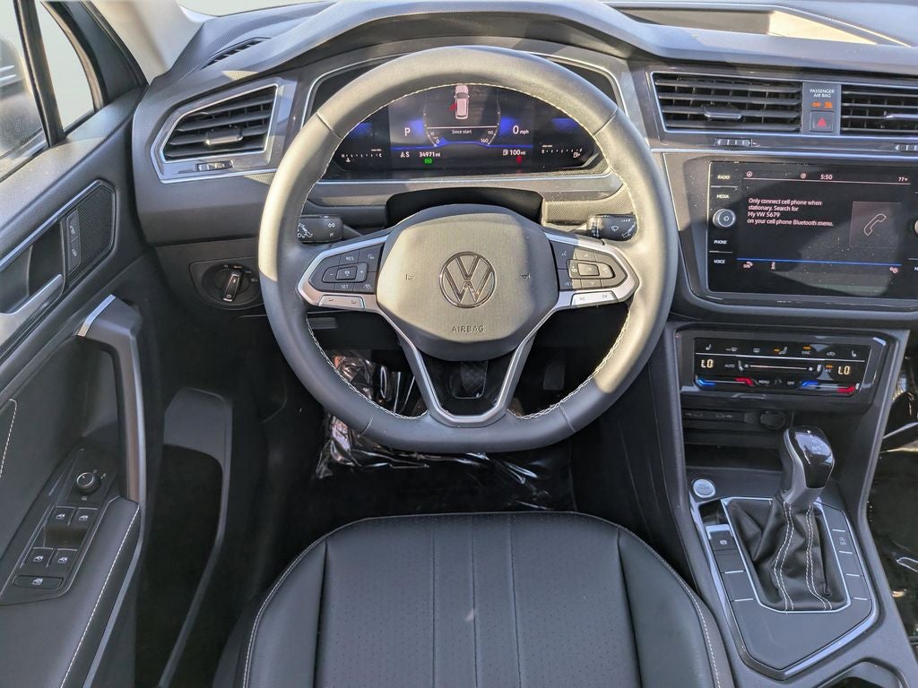 2023 Volkswagen Tiguan 2.0T SE