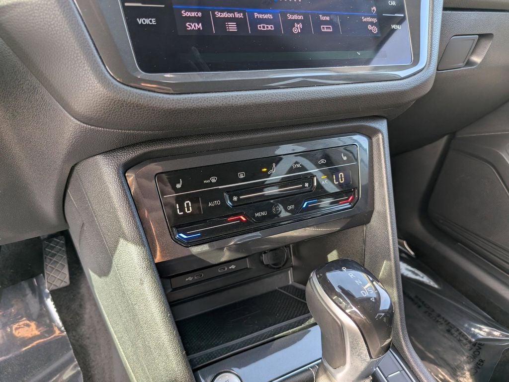 2023 Volkswagen Tiguan 2.0T SE