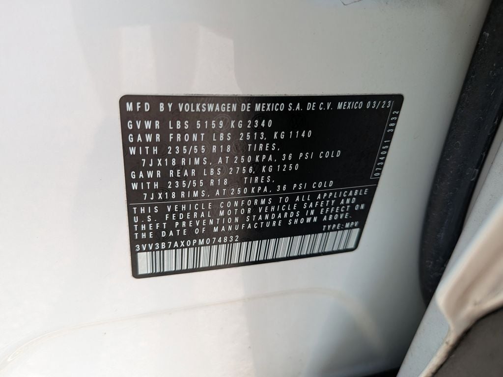 2023 Volkswagen Tiguan 2.0T SE