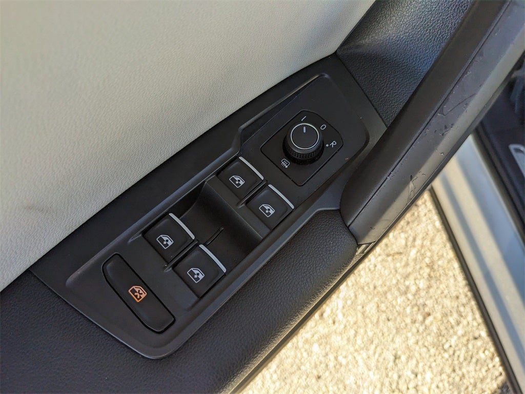 2019 Volkswagen Tiguan 2.0T SEL R-Line