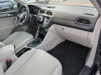 2023 Volkswagen Tiguan 2.0T SE