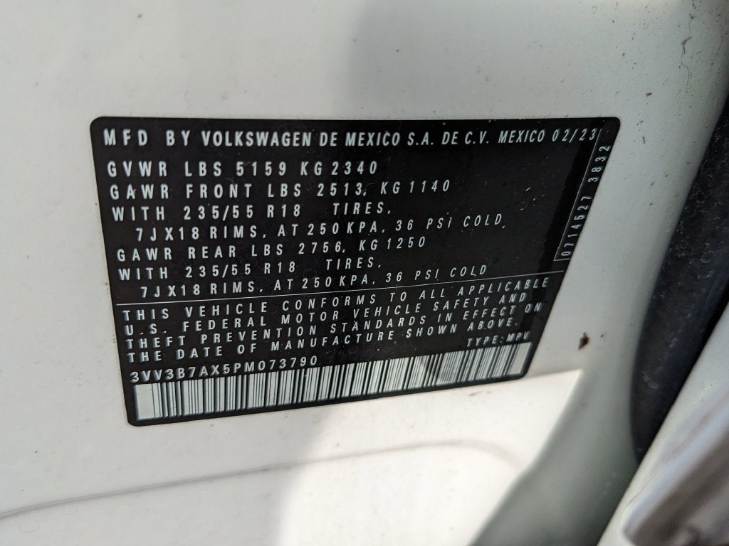 2023 Volkswagen Tiguan 2.0T SE