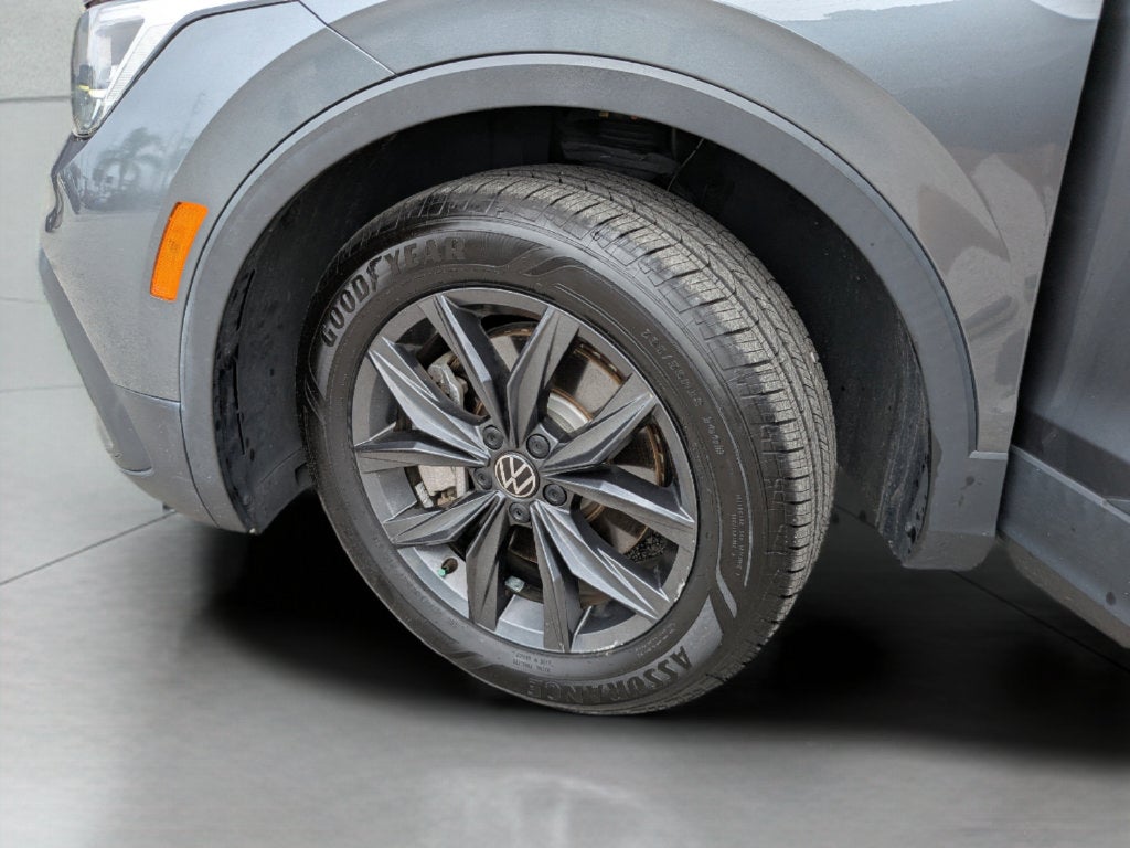 2023 Volkswagen Tiguan 2.0T SE